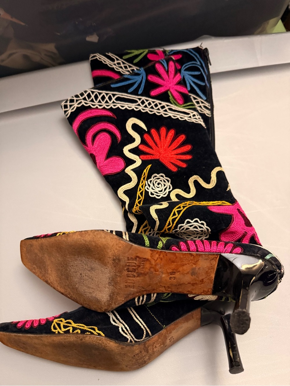 EDOCHE Turkish Suzani Embroidered Velvet Tall Boots EU 36 Floral - Picture 7 of 9